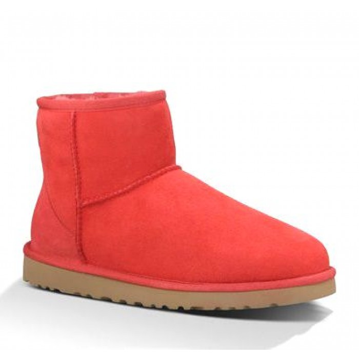 Red mini deals uggs
