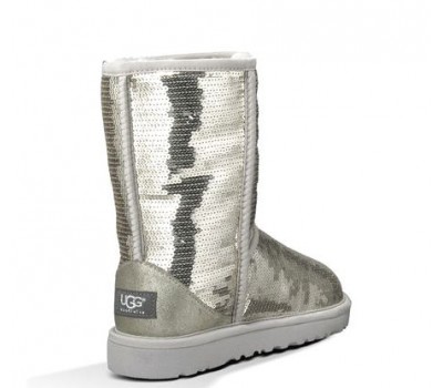 Classic short outlet sparkle uggs