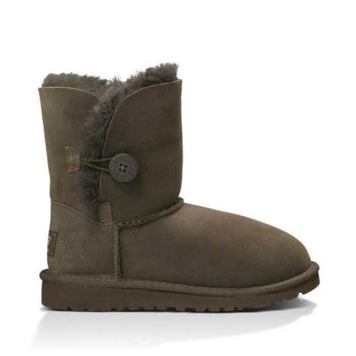 UGG Kids Bailey Button Chocolate